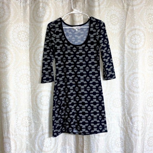 LILAC CROCHET, WRAP TIE, BLACK/ GRAY BODYCON - Picture 17 of 17